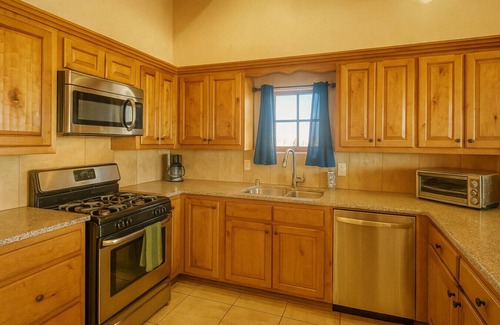 La Cienaga Casa | Encanto Casita steps away from Santa Fe Hot spring