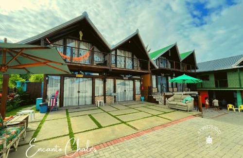 Praia da Armacao do Itapocoroi Chalet De Esquí | Encanto Chalés – 150m da Praia Grande – Penha – SC