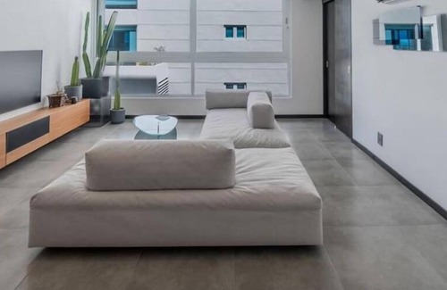San Juan Apartamento | ENCANTO CONDADO - 1-bedroom apartment in San Juan with AC and Parking