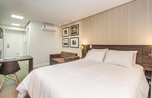 Reboucas Apartamento | Encanto e Requinte - Studio Central - 7th007