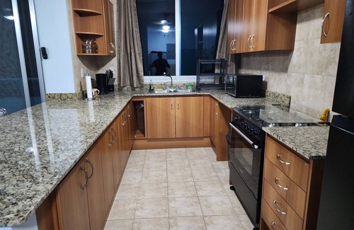 Nueva Gorgona Apartamento | Encanto en Playa Serena - Gorgeous 2BR apt on Panama's black sand beach & pool