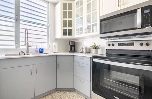 Isabela Casa | Encanto house w/king bed
