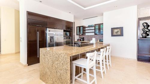 Puerto Peñasco Apartamento | Encanto Living Penthouse by Kivoya