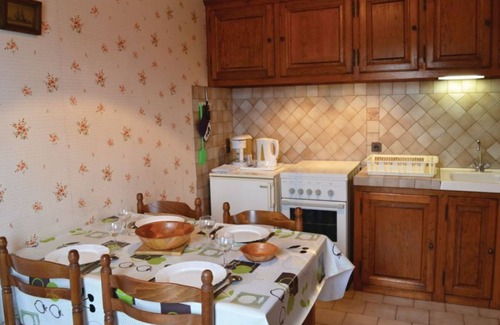 Saint-Crepin-et-Carlucet Apartamento | Lugar encantador, apartamento tranquilo en casa de piedra, ¡mucho encanto!