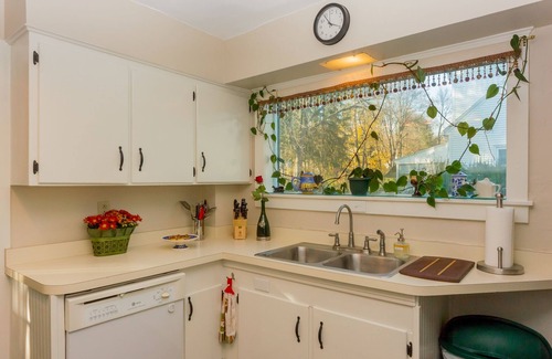 West Elmira Casa | Cabaña encantada en Glen