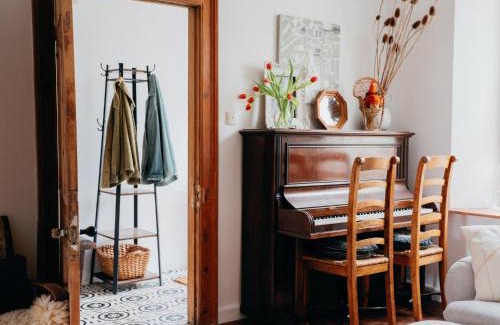 Mylor Churchtown Casa | Enchanted Rose Garden House