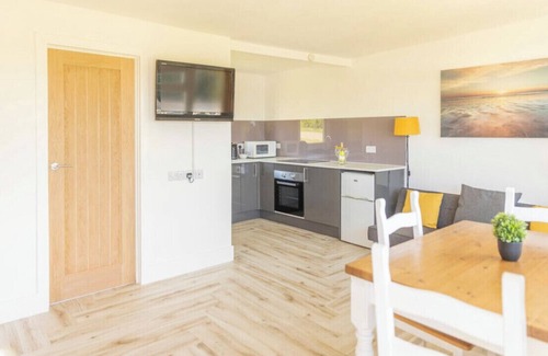 Bucks Cross Chalet De Esquí | Enchanting 2 Bedroom Coastal Chalet - Sea Views - Near Clovelly!