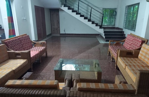 Barisal Apartamento | Enchanting 2-bedroom duplex family friendly apartment in Barishal