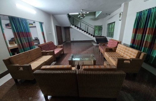 Barisal Apartamento | Enchanting 2-bedroom duplex family friendly apartment in Barishal