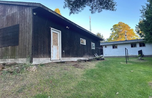 Butternut Casa | Enchanting 3-bdrm house in Butternut with trail access and fishing nearby!