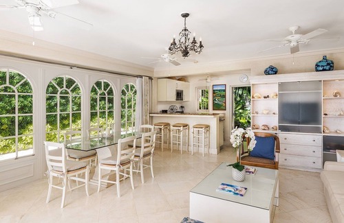 Little Battaleys Villa | Leamington Cottage - Retiro encantador frente a la playa