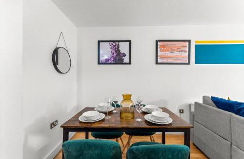 Redcliffe Apartamento | Enchanting Bristol Abode -Sleeps 6 with Balcony!