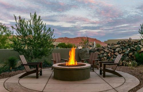 Ivins Casa | Enchanting Encanto #1 home