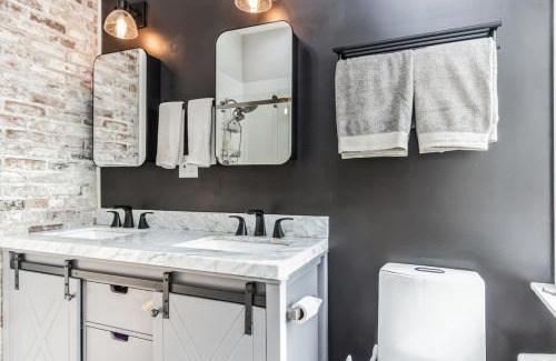 Firthcliffe Casa | Enchanting Historic Home near West Point Beacon