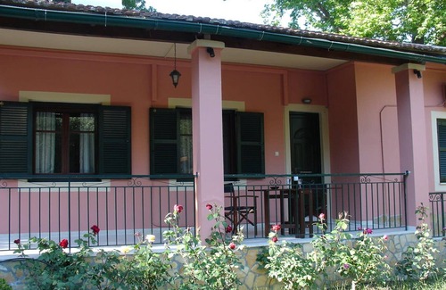 Ipsos Villa | Enchanting Ipsos Haven | 3 Bedrooms | Villa Magia | Al Fresco Dining | Steps from the Beach