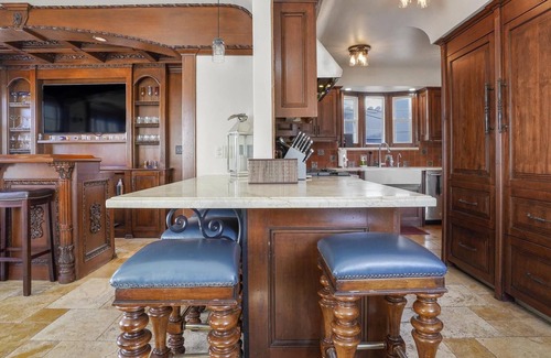 Loma Portal Casa | Enchanting Mediterranean Dream Home!