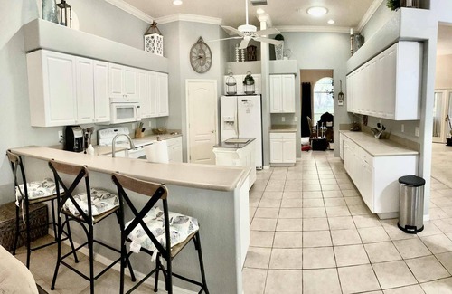 Wimauma Casa | Enchanting Nature Bungalow: Spacious Ecofriendly Home, Wildlife Abounds, 3 acres