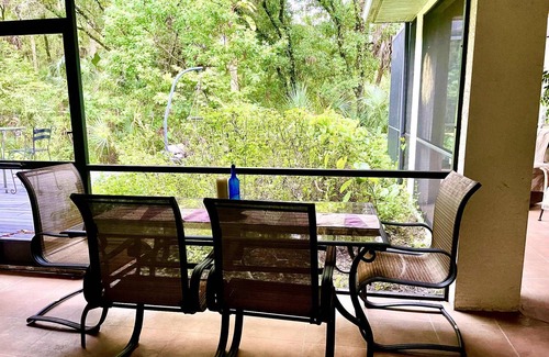 Wimauma Casa | Enchanting Nature Bungalow: Spacious Ecofriendly Home, Wildlife Abounds, 3 acres