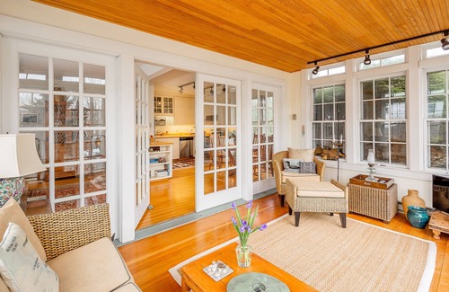 Camden Apartamento | Enchanting Suite Overlooking Rockport Harbor