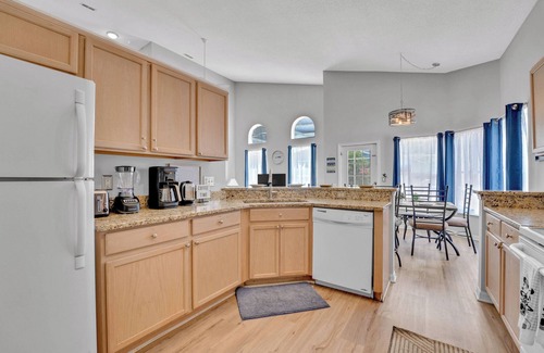 Lake Davenport Estates Casa | Enchanting Vacation Haven – Gorgeous 5 BDR w/ Private Pool, Close to Parks!