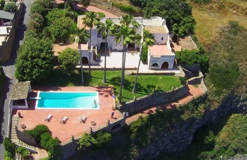 Costa Saracena-Castelluccio Villa | Encantadora Villa, con piscina privada y vistas encantadoras del Etna Vulcano