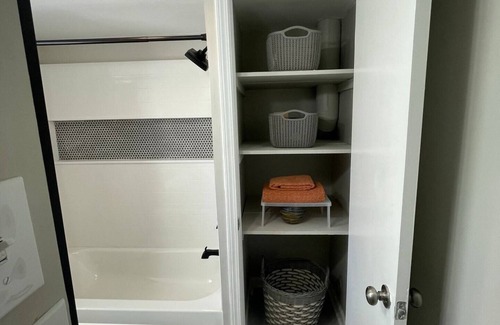 East Point Casa | Enclave by StayLuxe - 5 min from Airport