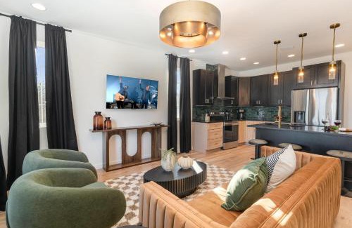 Nashville Casa | Encore Echo-2 Units-Mins to Ted Rhodes Golf Club