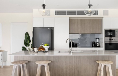 Soldiers Point Casa | Encore Five Nine - Luxurious Absolute Beach-front Apartment