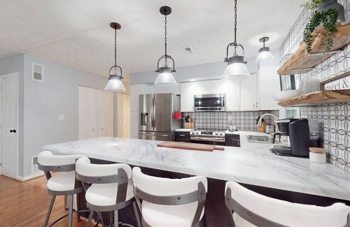 Frankfort Casa | Encounter the Bluegrass & relax comfortably