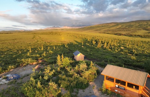 Healy Cabina | End of Stampede Dry Cabin, Near Denali