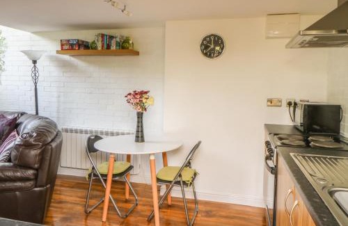 Tunstead Casa | End Retreat