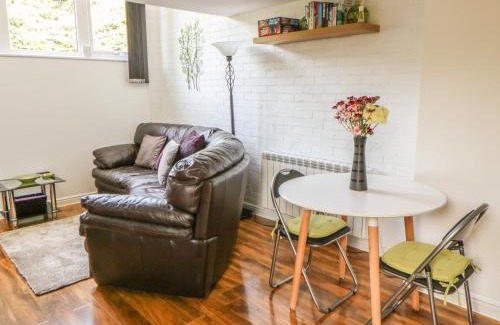 Tunstead Casa | End Retreat