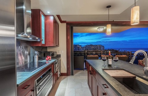 Ko Olina Villa | Penthouse Tower w / Spectacular Ocean & Sunset Views ~ Villa Premium