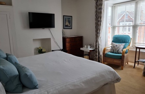 Cowes Cama Y Desayuno | Endeavour House