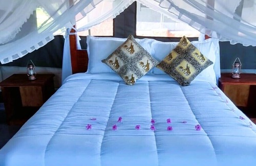 Ololaimutiek Complejo | Endeem Mara Resort