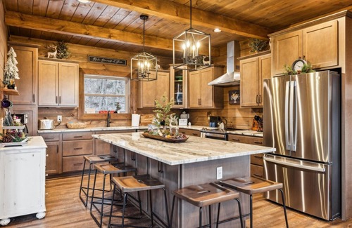 Gatlinburg - Pigeon Forge Cabina | Endless Blue Skies 5 Bedroom Cabin