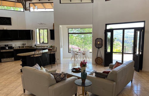 Atenas Villa | Endless charm in the heart of the Central Valley