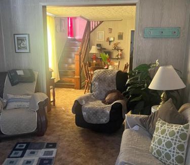 Renovo Casa | Endless Mountain Adventure