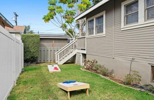 Ocean Beach Casa | Endless Summer Beach Cottage- In The Heart of OB