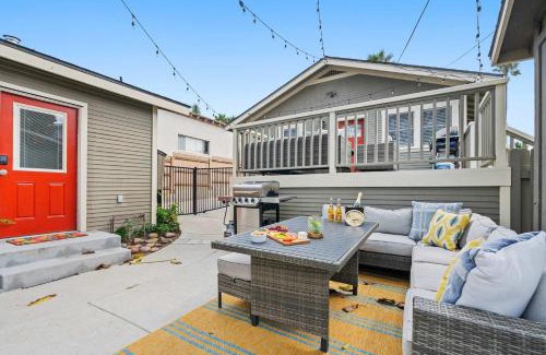 Ocean Beach Casa | Endless Summer Beach Retreat- In The Heart of OB