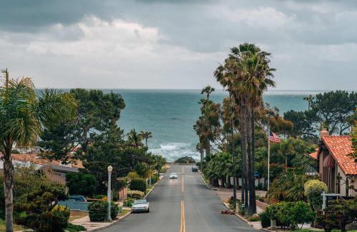Ocean Beach Casa | Endless Summer Beach Studio- In The Heart of OB
