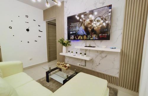 Veron Apartamento | Endless Summer Crisfer Piscina gym AC