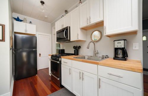 South Haven Casa | Endless Summer- heated pool- close to beach