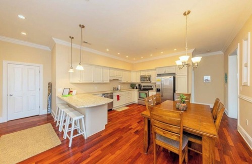Geneva-on-the-Lake Condominio | Endless Summer - Sleeps 6 Condo