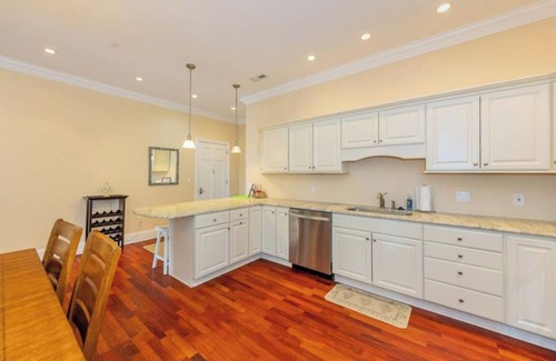 Geneva-on-the-Lake Condominio | Endless Summer - Sleeps 6 Condo