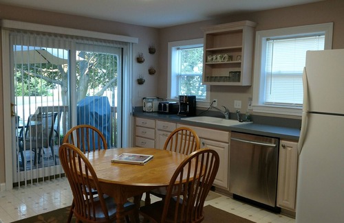 Petoskey Casa | Petoskey "Endless Sunsets on the Bay"