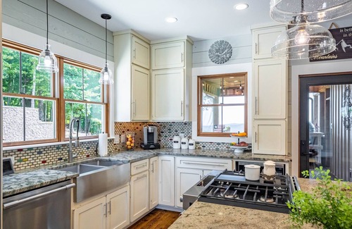Morganton Casa | Endless Views from our Mountain Top Retreat! Between Charlotte & Asheville.