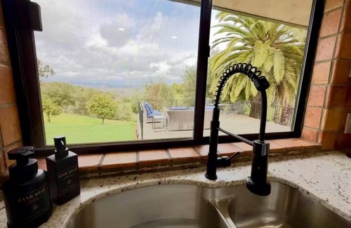 Fallbrook Casa | Endless Views & Spacious Home, Nature Games Weddings Wineries Hiking