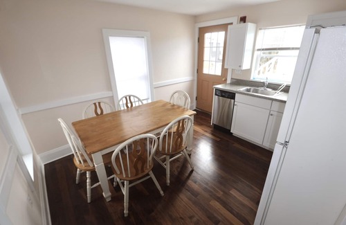 Beach Haven Apartamento | Engleside! Heart of Beach Haven ¡A una cuadra de la playa!