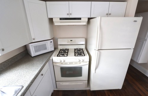 Beach Haven Apartamento | Engleside! Heart of Beach Haven ¡A una cuadra de la playa!